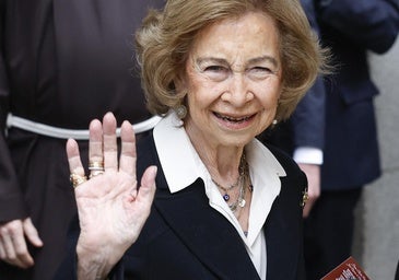 Por qué la manicura de la Reina Sofía es la más elegante: el look de uñas que siempre funciona